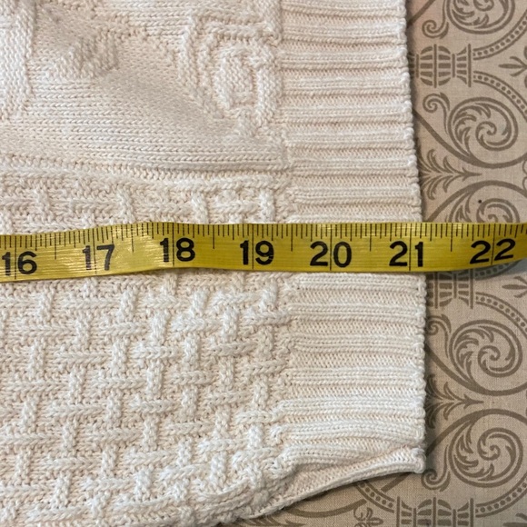 Vintage 80s Cream white Sweater Roses Floral Acrylic Women xs/s 1980s - Picture 4 of 9